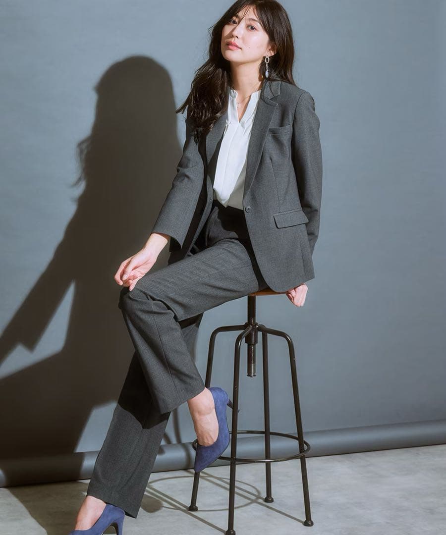 タテヨコストレッチテーラードパンツスーツ　ニッセン　スーツ上下セット