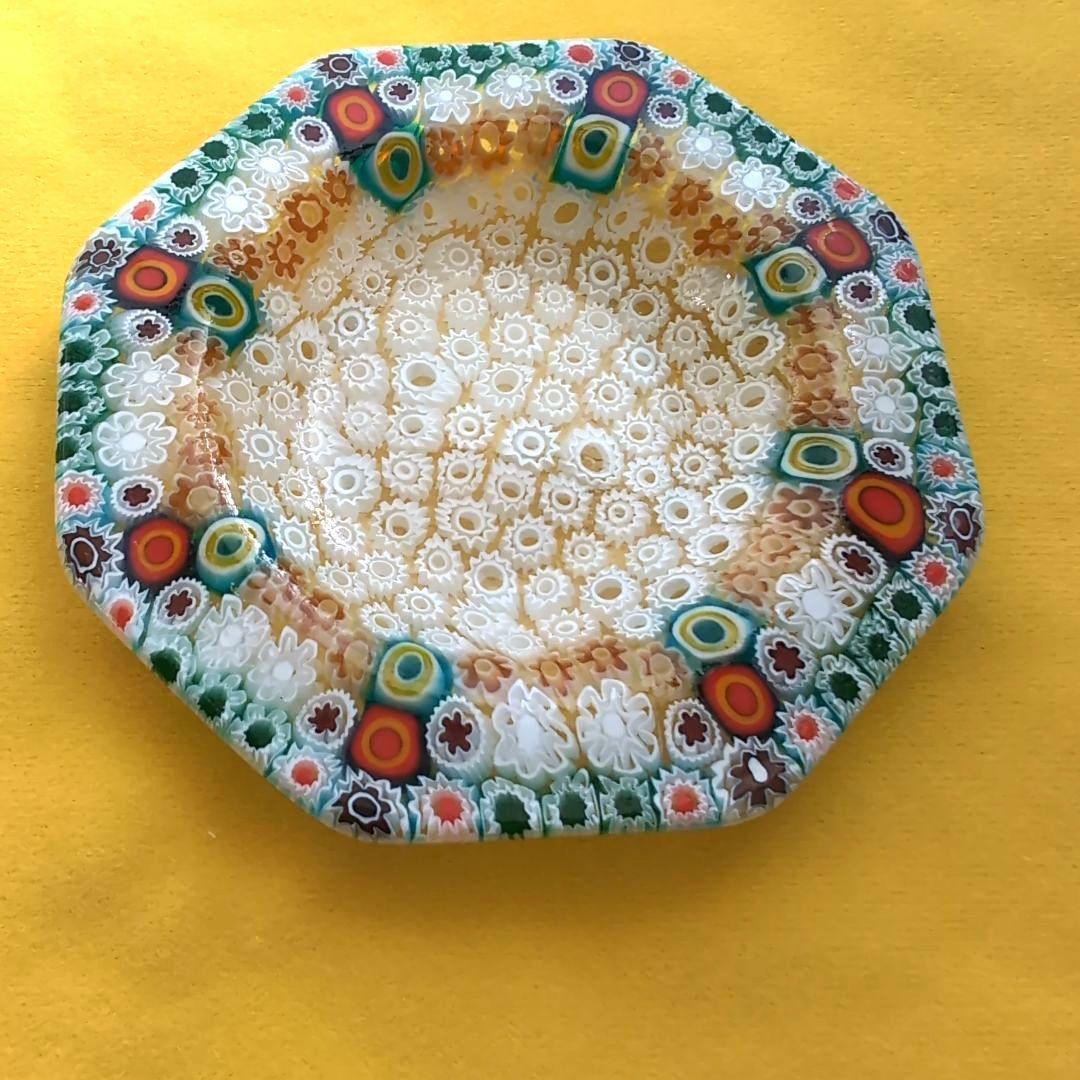 ミルフィオリ　中古　八角形 ガラス皿 多色 花模様