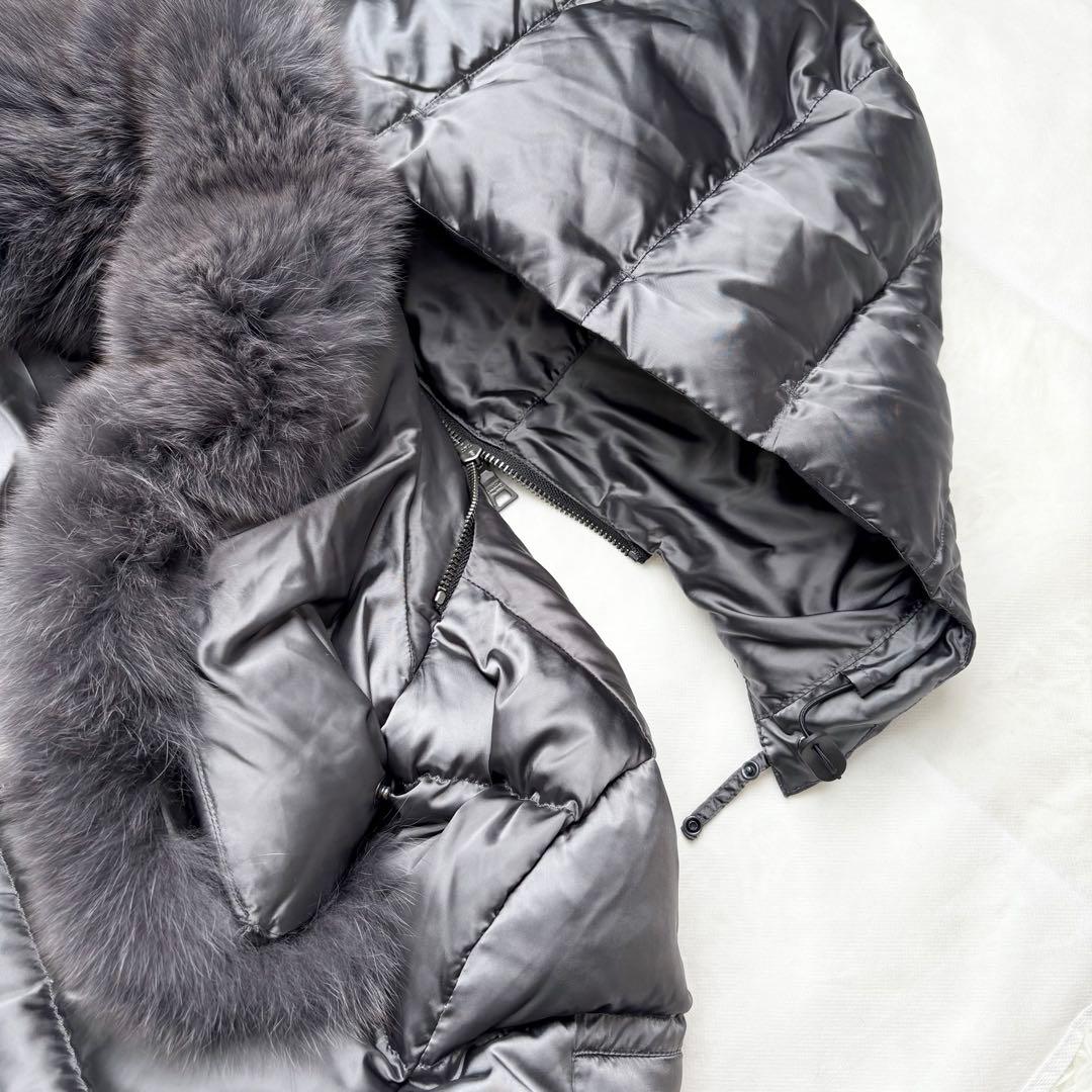 プラダ 2way ロングダウン フード ファー ベルト トライアングルロゴ 42