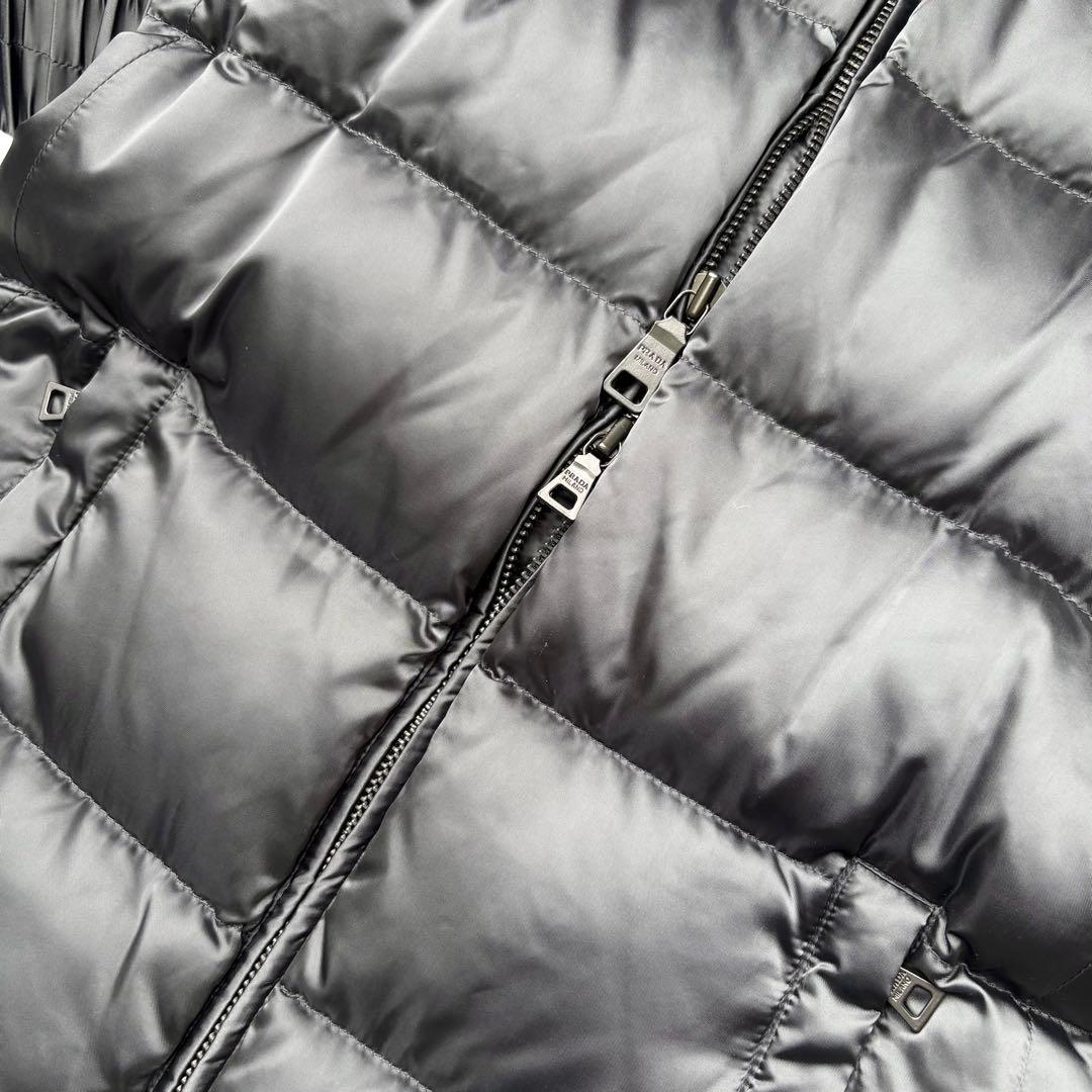 プラダ 2way ロングダウン フード ファー ベルト トライアングルロゴ 42