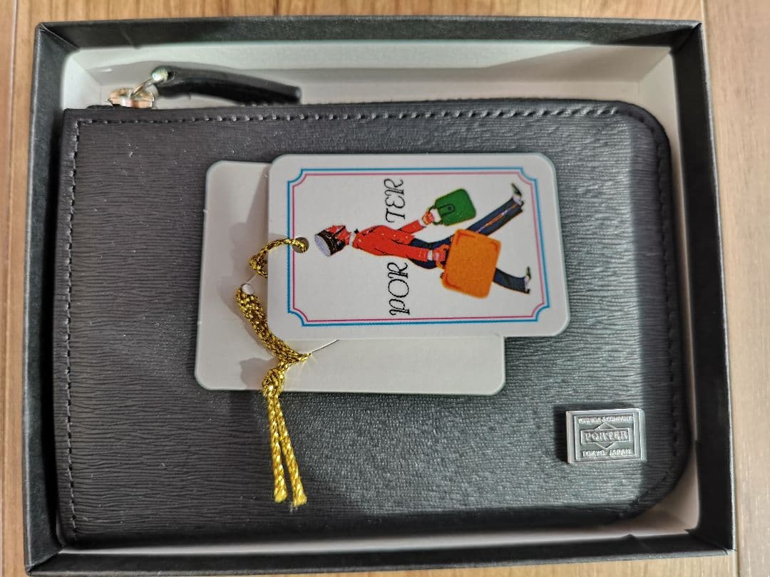 青空白球【新品．未使用】PORTER ケース 黒 パスケース付き