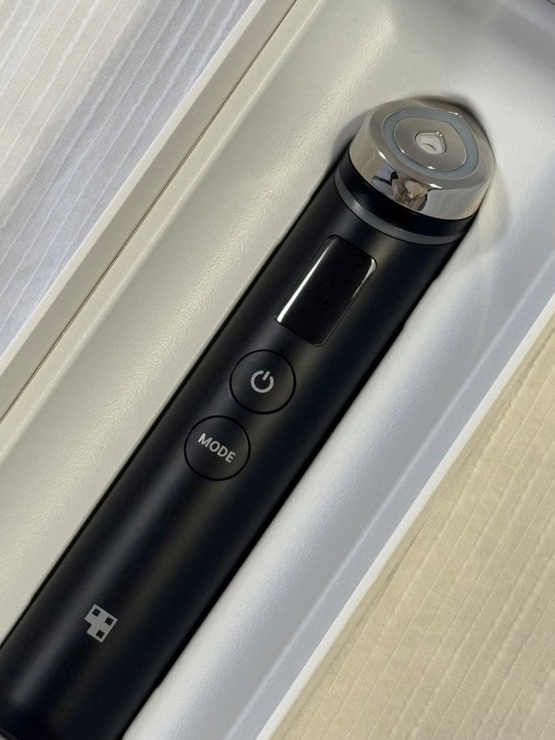 メディキューブ AGE-Rブースタープロ ブラック All in 1 美顔器