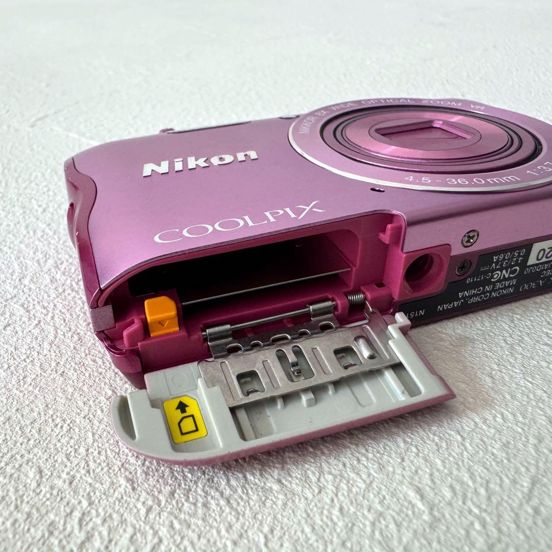 ニコン COOLPIX A300 ピンク ジャンク　デジカメ　バッテリー付き