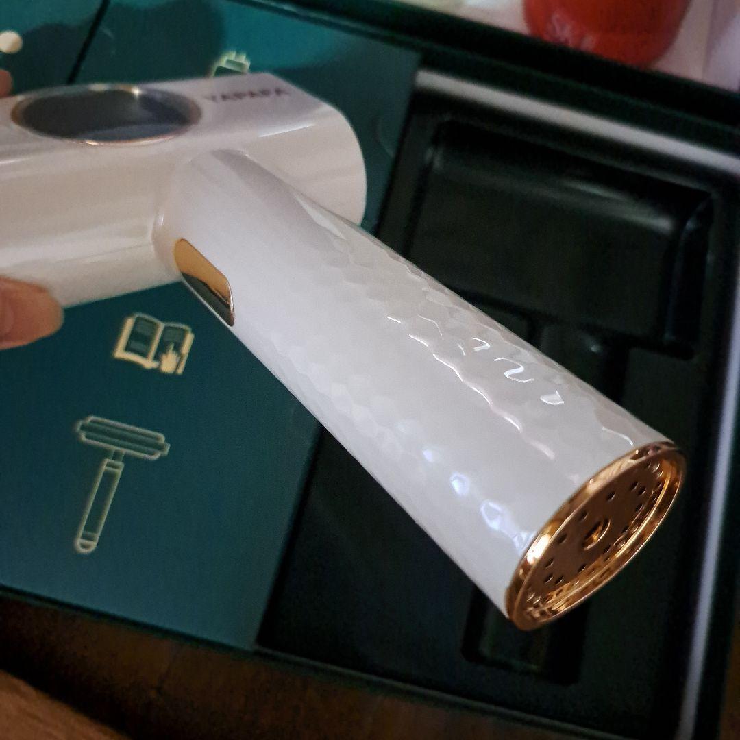 夏に　脱毛機器、ローション・クリーム