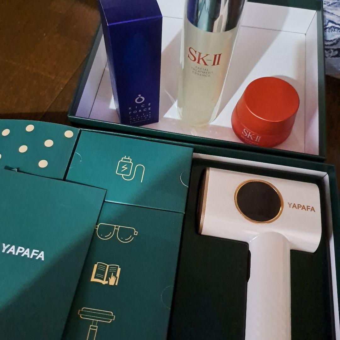 夏に　脱毛機器、ローション・クリーム