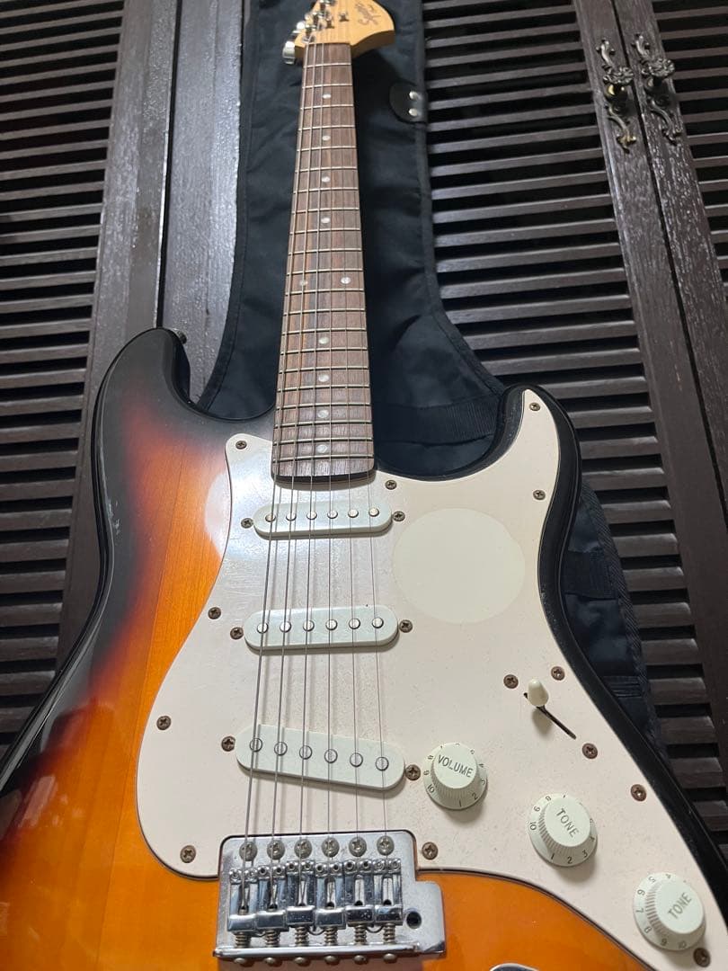 ギター Squire by fender Affinity storatcaster