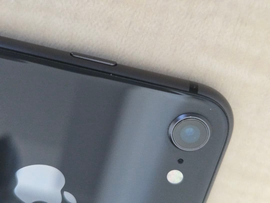 iPhone8 スペースグレー simフリー