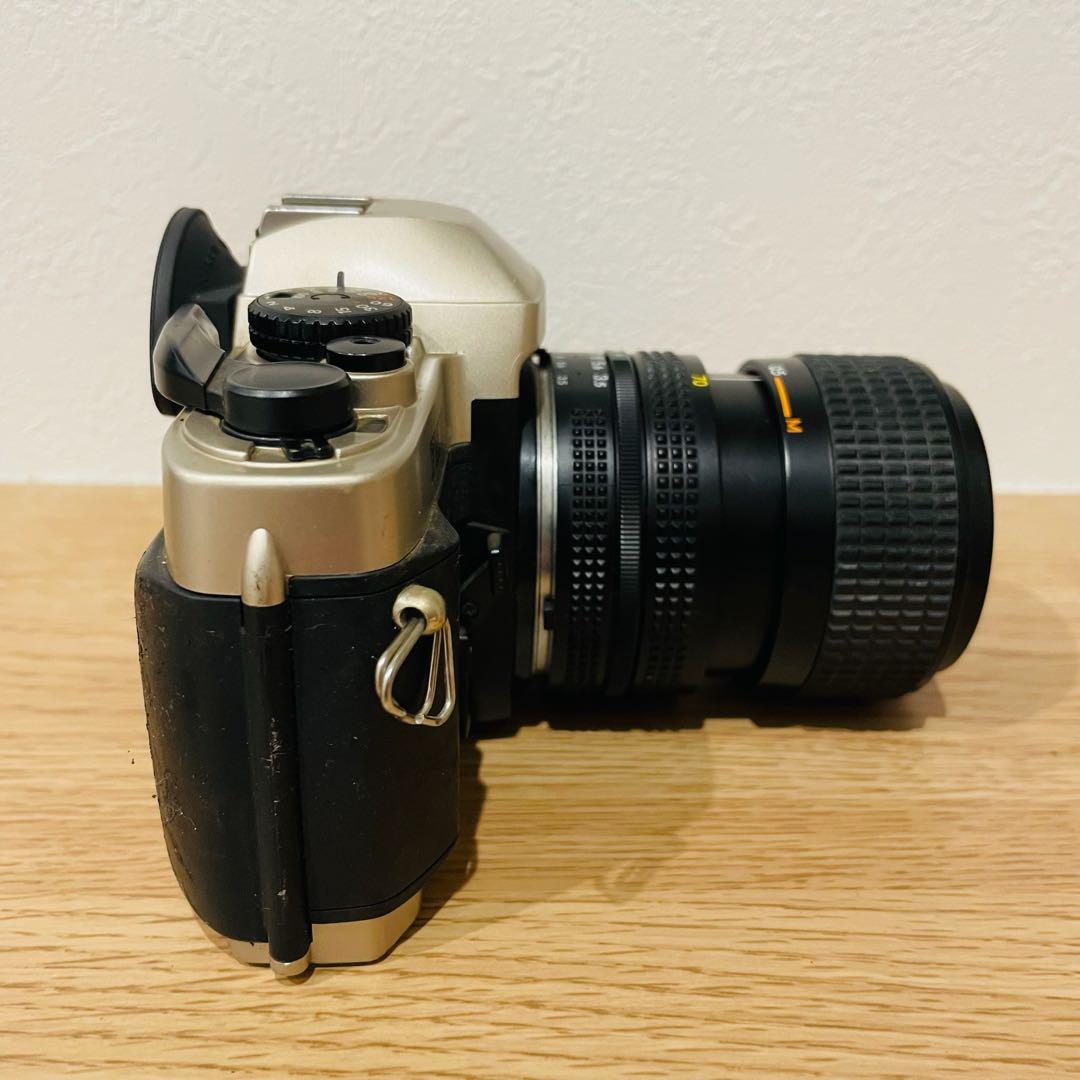 NIKON FM10 zoom-nikkor 35-70mm フィルムカメラ