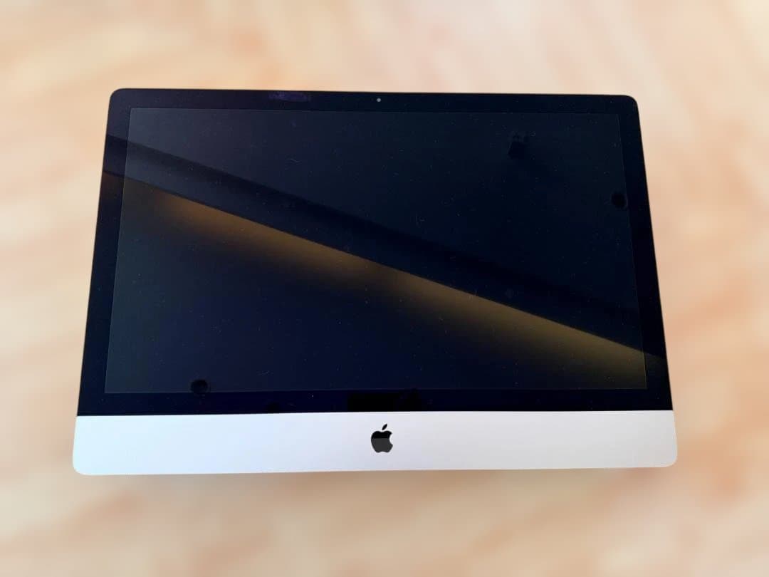 iMac2019 27インチ VESA/5K/i9/72GB/1TB SSD