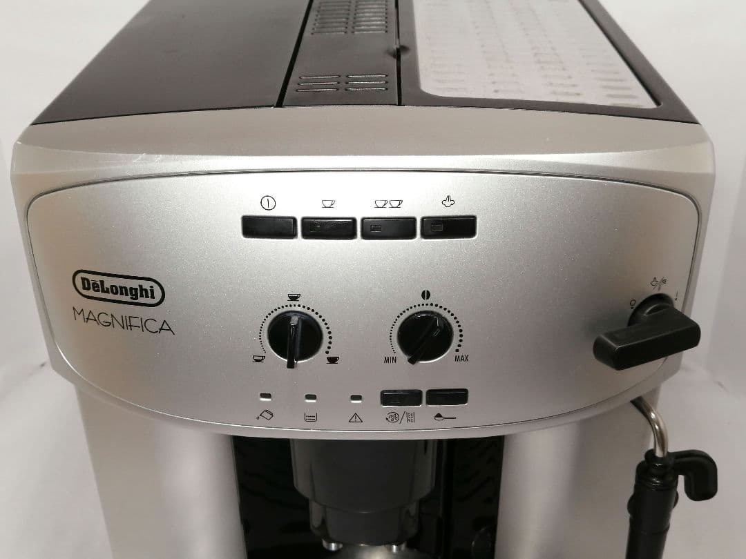 デロンギ　マグニフィカ　全自動コーヒーマシン　ESAM2200SJ　414