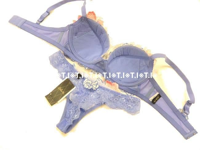 セール　サルート/天空の城ラピュタ　D75＆ソングショーツM　LG　76