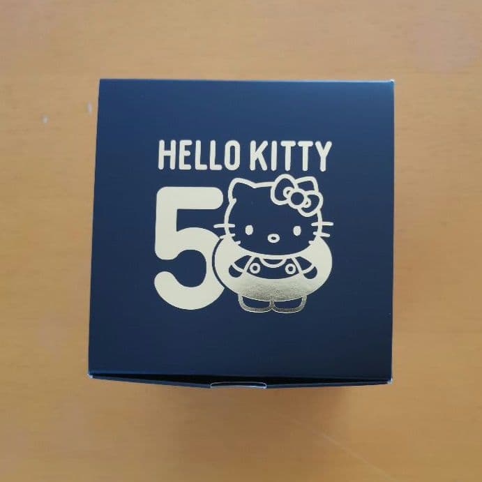 ☆新品・未使用☆ハローキティ50周年記念 CASIO G-SHOCKコラボモデル