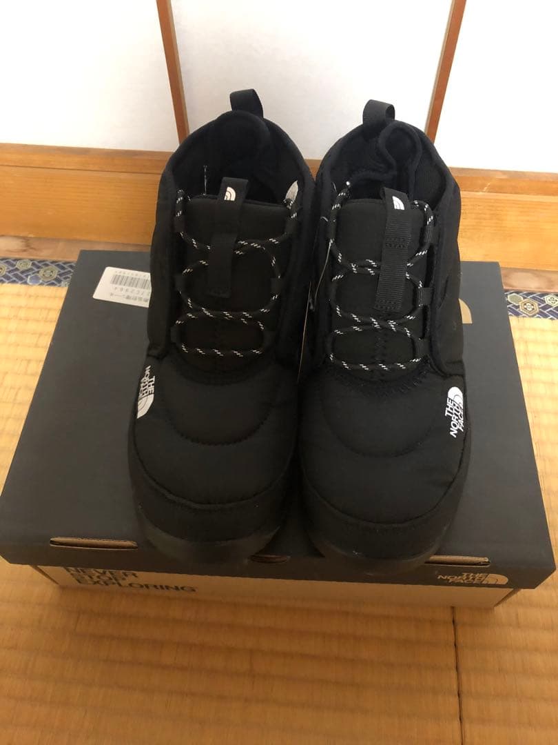 新品　ザノースフェイス　ヌプシチャッカ　２４センチ