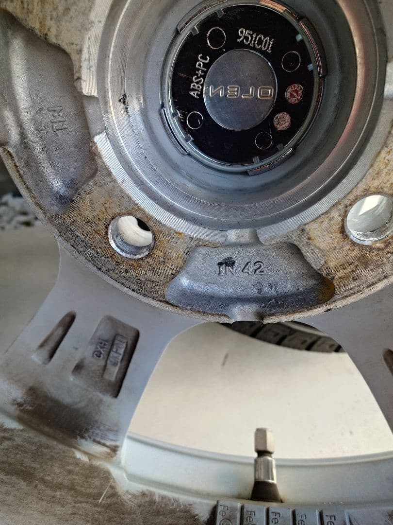 185/65R15 スタッドレスタイヤ ホイールセット