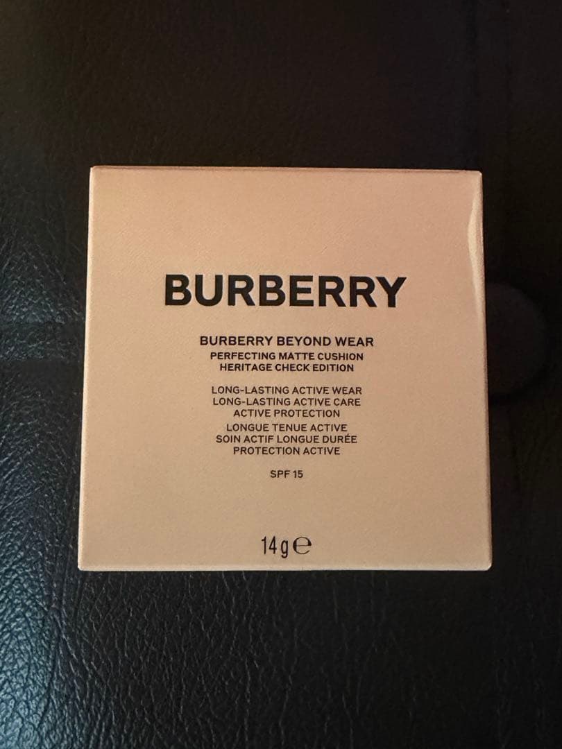 新品BURBERRY BEYOND WEAR限定版 クッションファンデーション