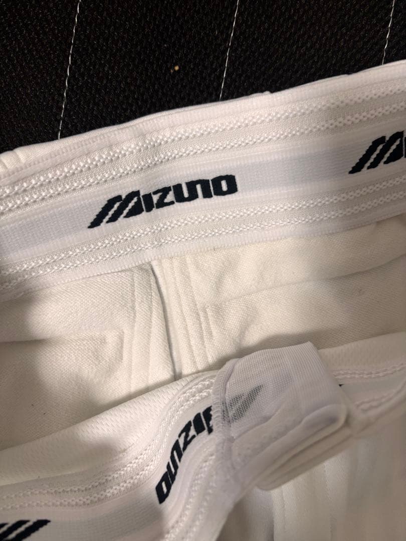 Mizuno 硬式レザーグローブ 赤