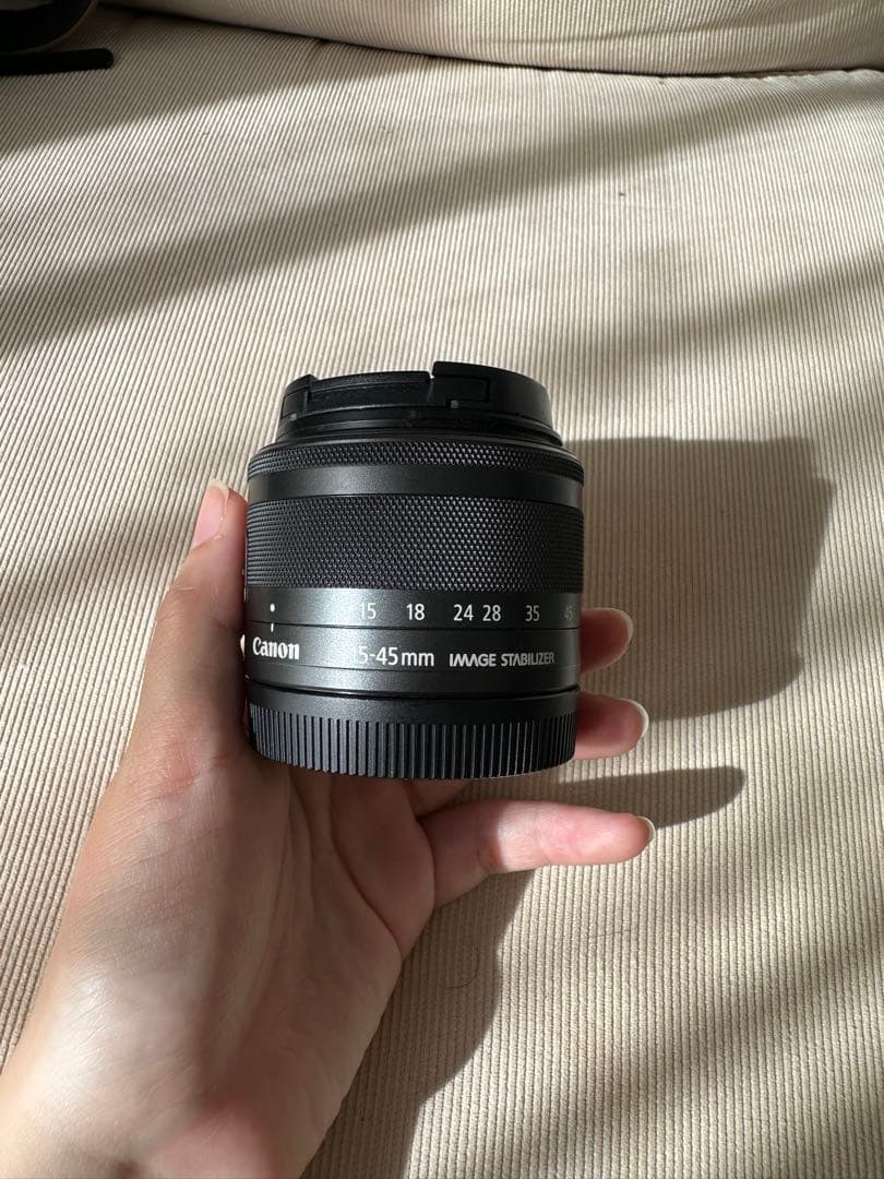 デジタルカメラ Canon EOSkissM2