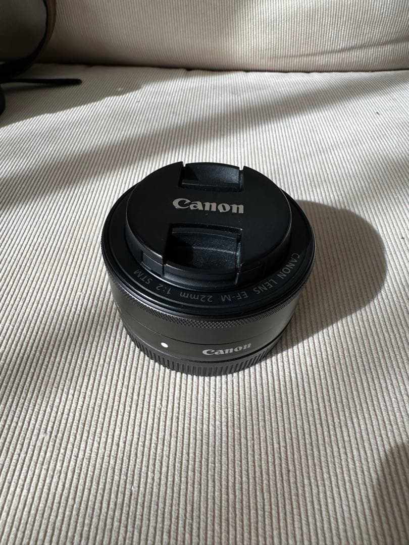 デジタルカメラ Canon EOSkissM2