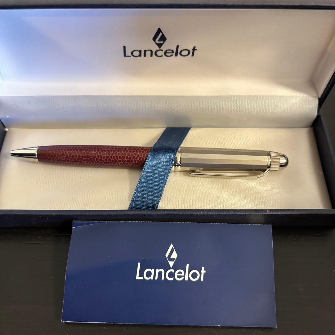 ぺんてる ランスロット Lancelot 8シリーズ ボールペン ワインレッド軸