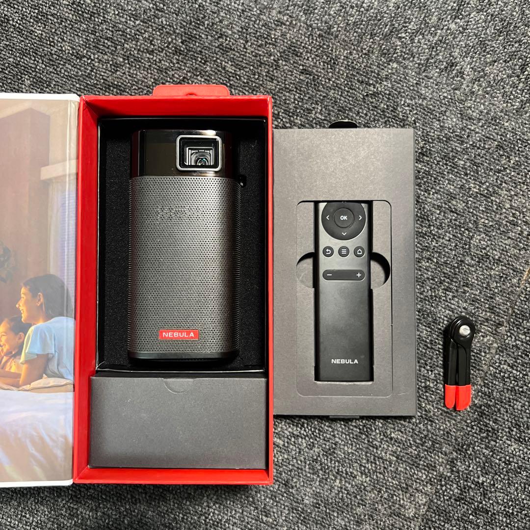 NEBULA プロジェクター