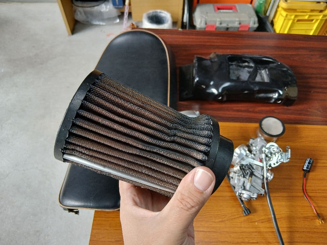 SR400　シート　マフラー　FCR まとめ売り