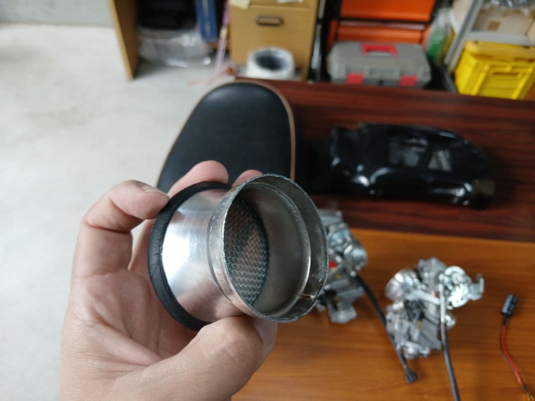 SR400　シート　マフラー　FCR まとめ売り