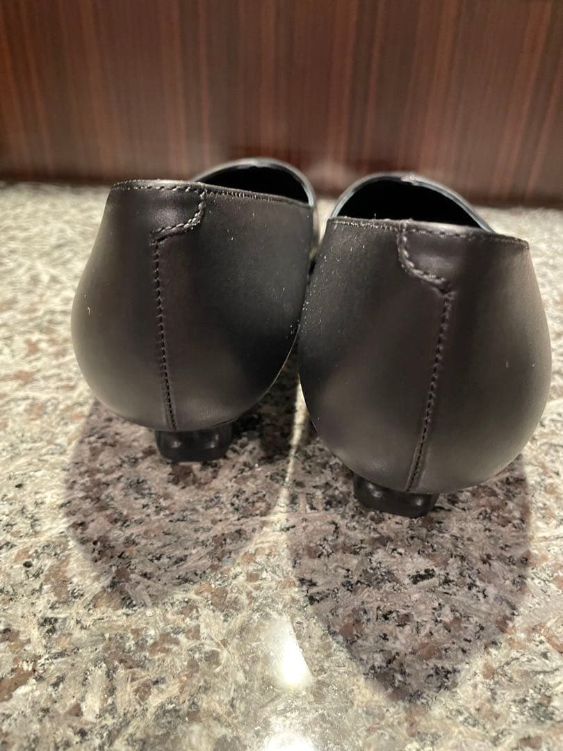 リーガルPLATINUM 黒パンプス24cm