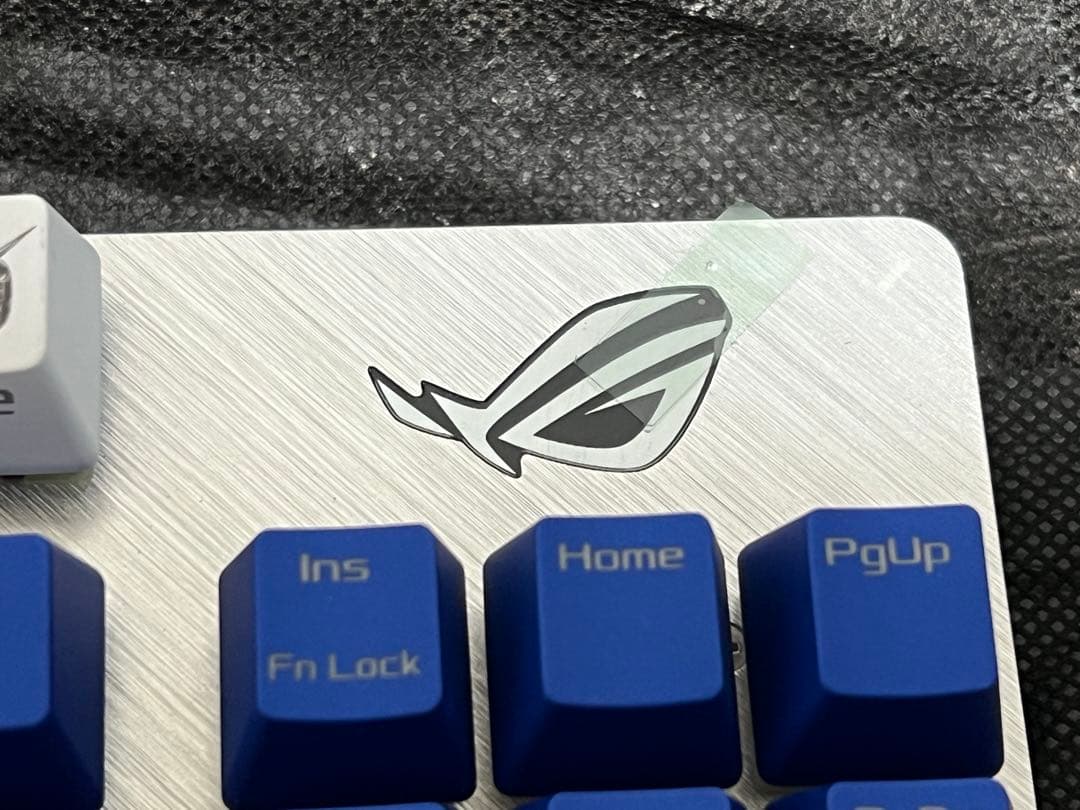 ROG STRIX SCOPE TKL ガンダム ゲーミング キーボード 赤軸