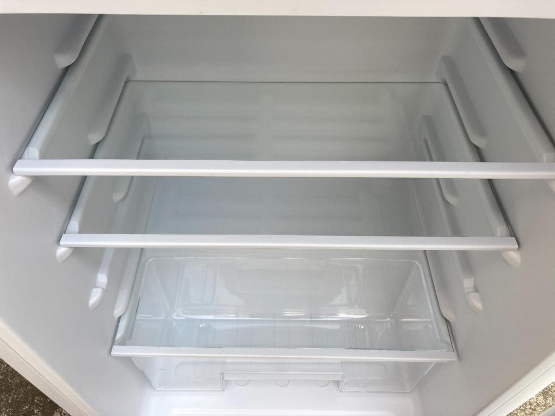 23年生 山善 YFR-90(Ｗ) 冷蔵庫 1ドア 92L 幅47.4cm