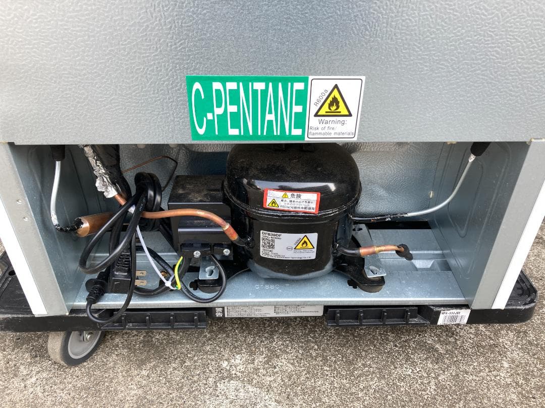 23年生 山善 YFR-90(Ｗ) 冷蔵庫 1ドア 92L 幅47.4cm