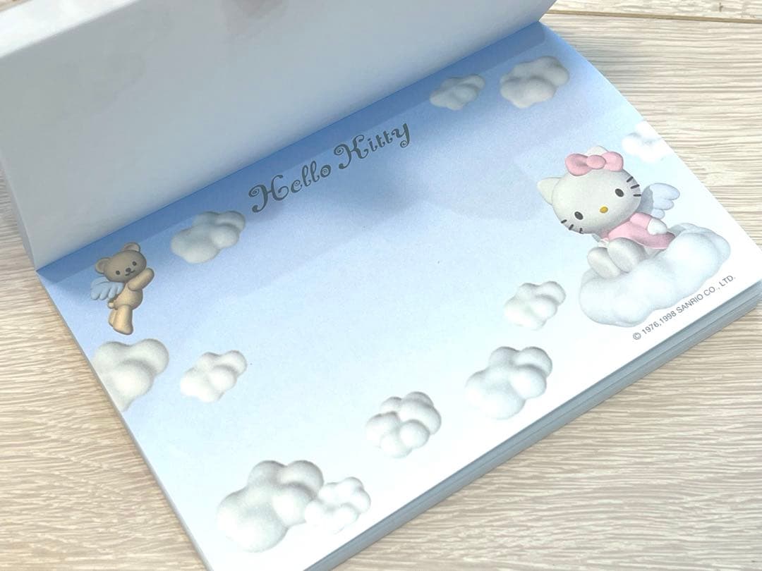 ☆新品・激レア☆海外限定☆エンジェル　ハローキティ　サンリオ　平成レトロ　メモ帳