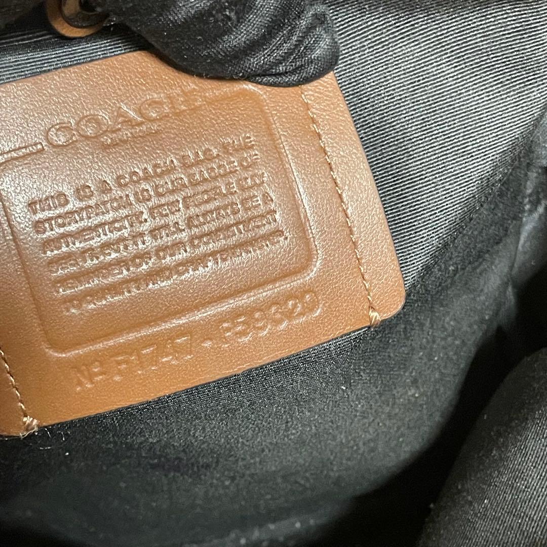 コーチ チャールズスリングバッグ ボディバッグ ブラック F59320