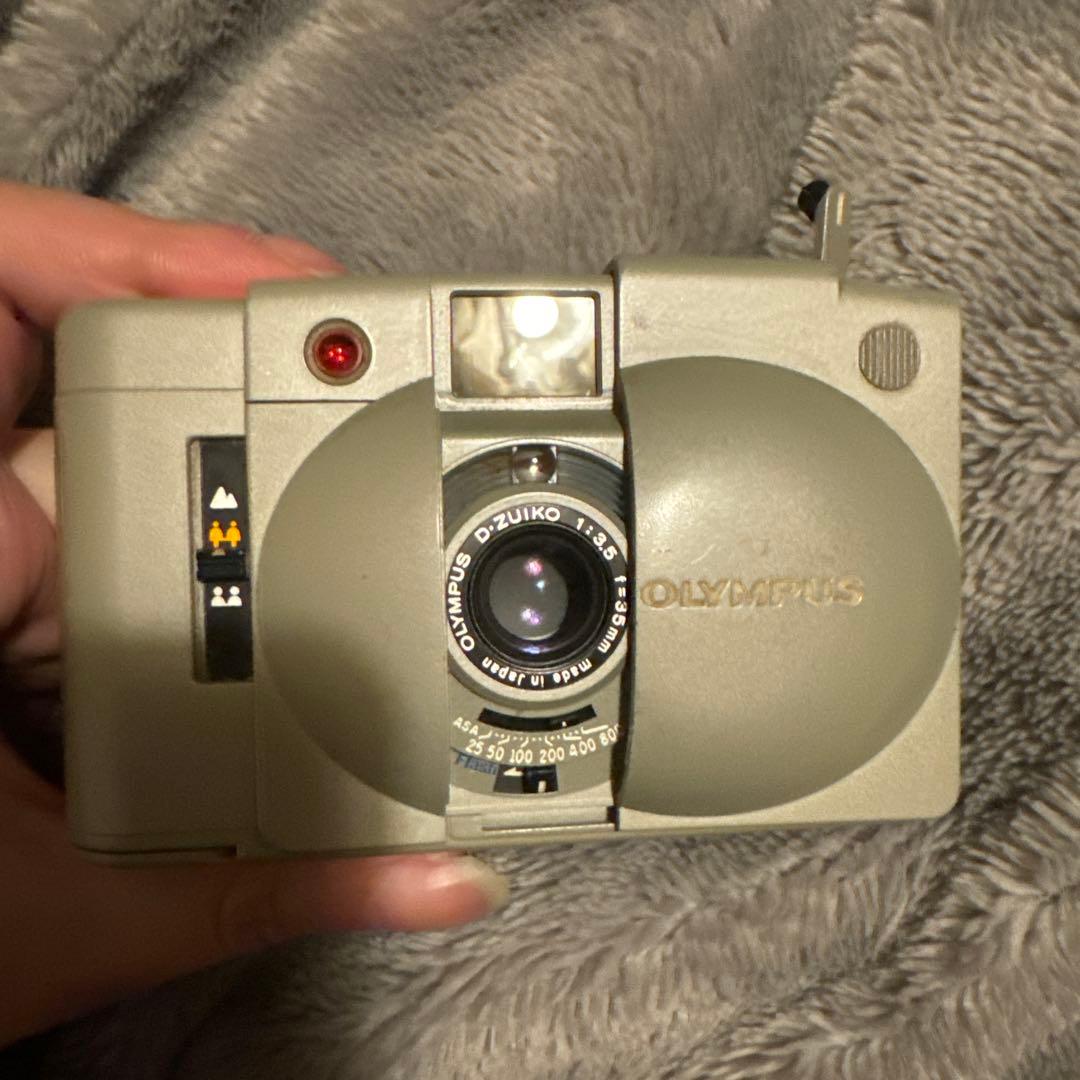 OLYMPUS Zuiko 35mm フィルムカメラ　XA2