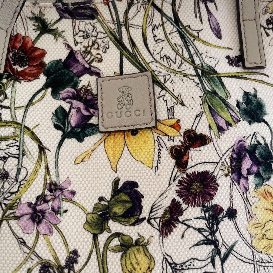 GUCCI 花柄 トートバッグ チャーム付き