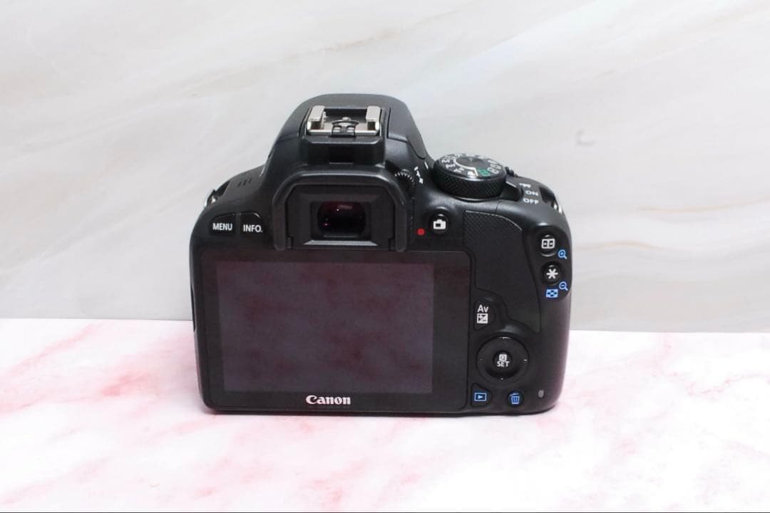 Canon Kiss X7★高画質★最軽量★一眼レフ★オーバーシーズモデル