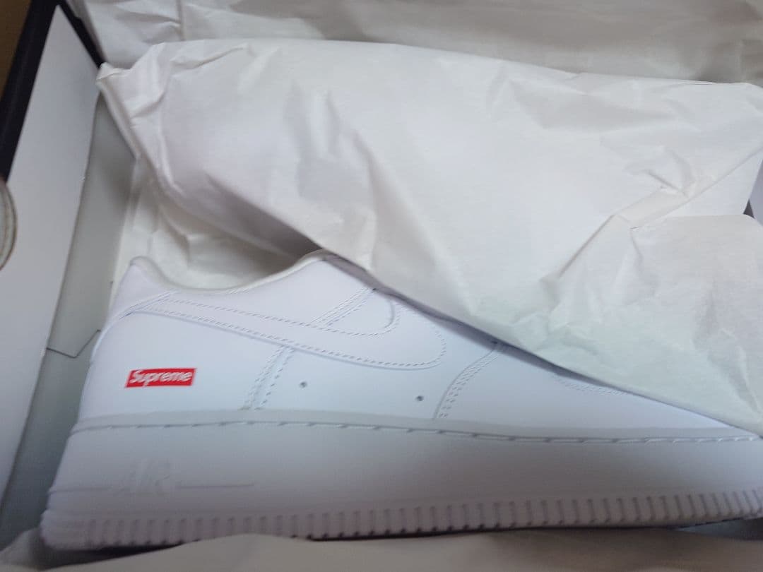 SUPREME　NIKE　エアフォース1 ホワイト