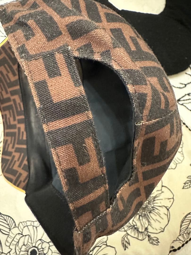 FENDI♡ズッカ柄♡イエロー♡キャップ