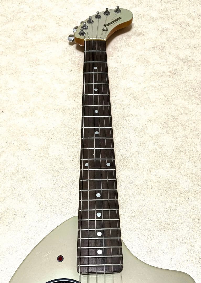 【美品】ZO-3 グレー アンプ内蔵ミニギター ヘッドフォン端子付 ぞうさん