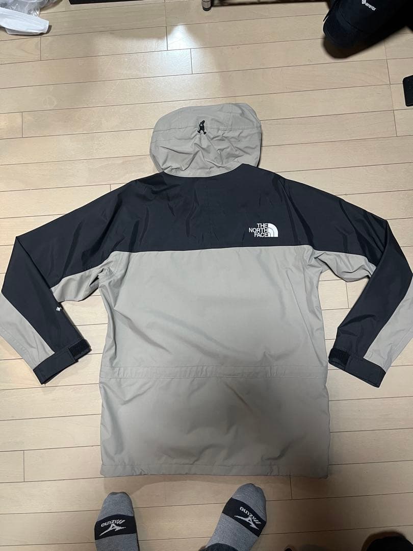 ⭐︎狐⭐︎ ノースフェイス　マウンテンライトジャケット　XL