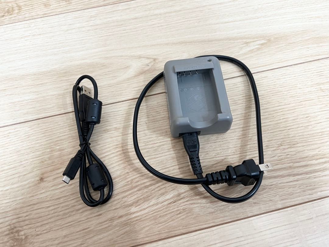 【 美品 】OLYMPUS PEN E-PL10 ホワイト ダブルズームキット