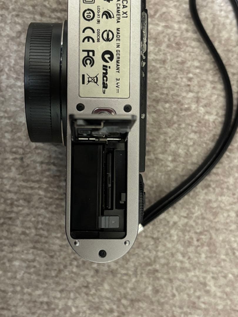 【最終値下げ】leica x1 スチールグレー