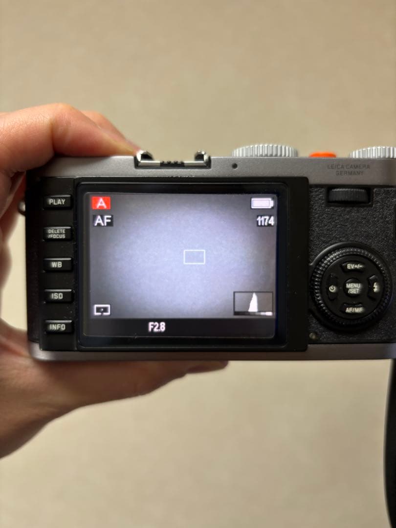 【最終値下げ】leica x1 スチールグレー