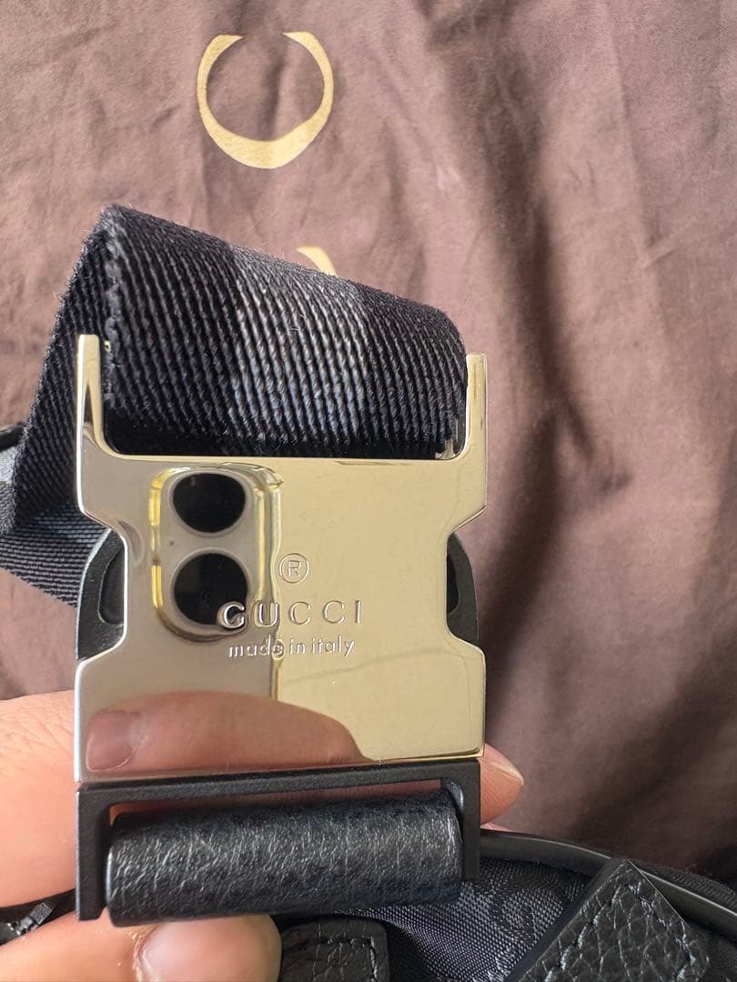 GUCCI グッチ　GG キャンバス　スリングバッグ　ボディバッグ　ブラック　黒