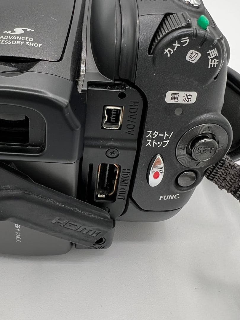 Canon ビデオカメラ iVIS HV30