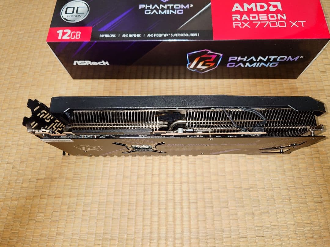 グラフィックボード・グラボ・ビデオカード ASRock RADEON RX 7700 XT Phantom Gaming
