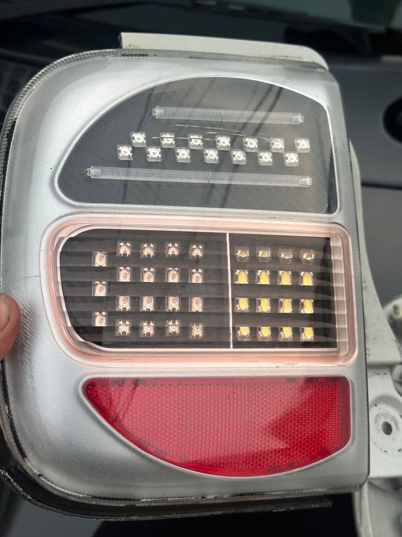 HE21s スズキ　アルト　ラパンss LEDテールランプ