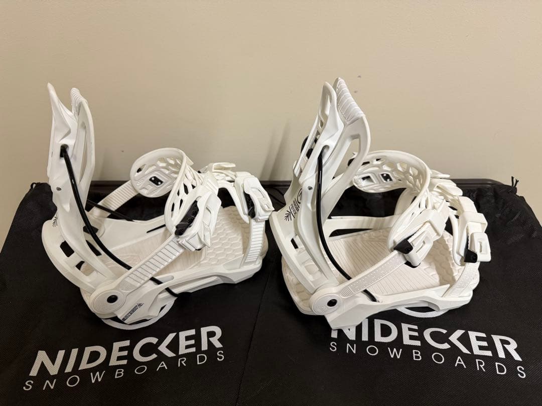 Nidecker Flow Fenix スノーボードビンディング Mサイズ