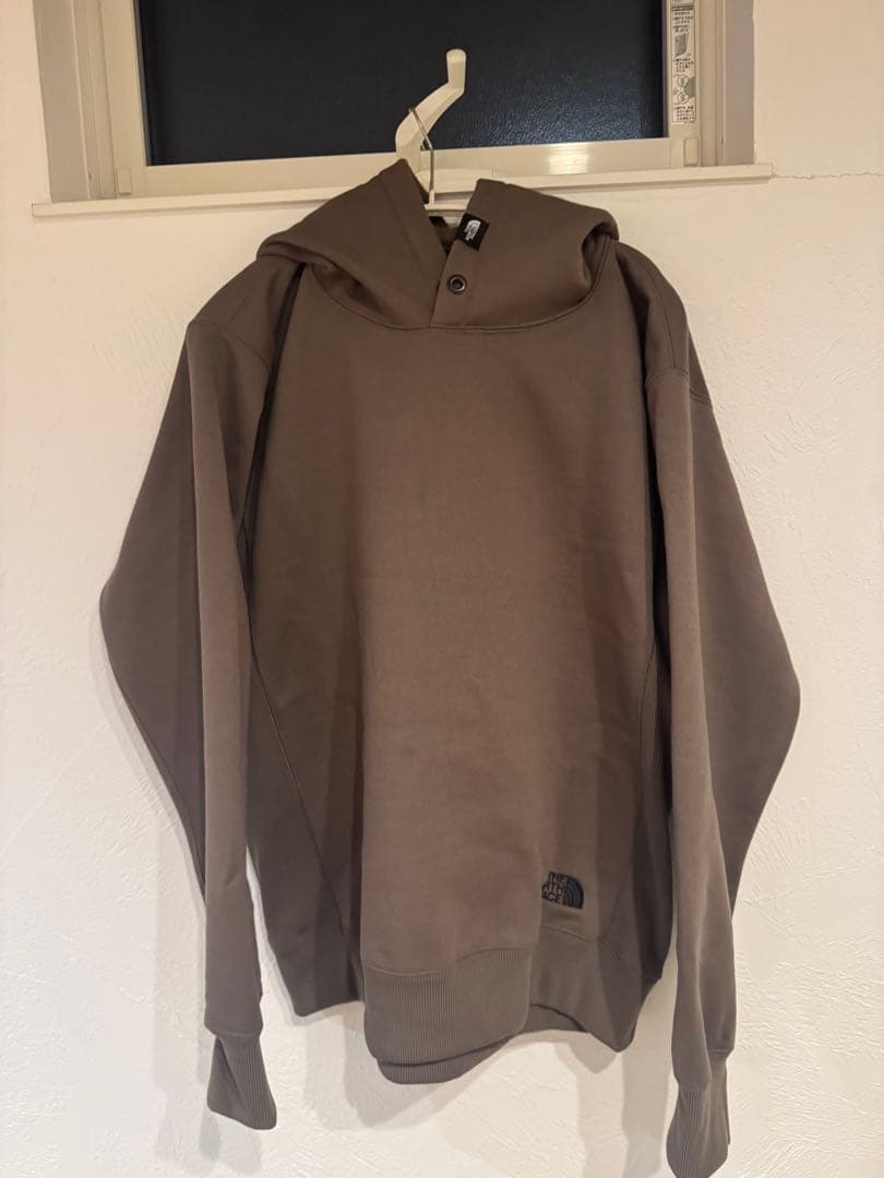週末特別セール限定商品The North Face フードパーカー
