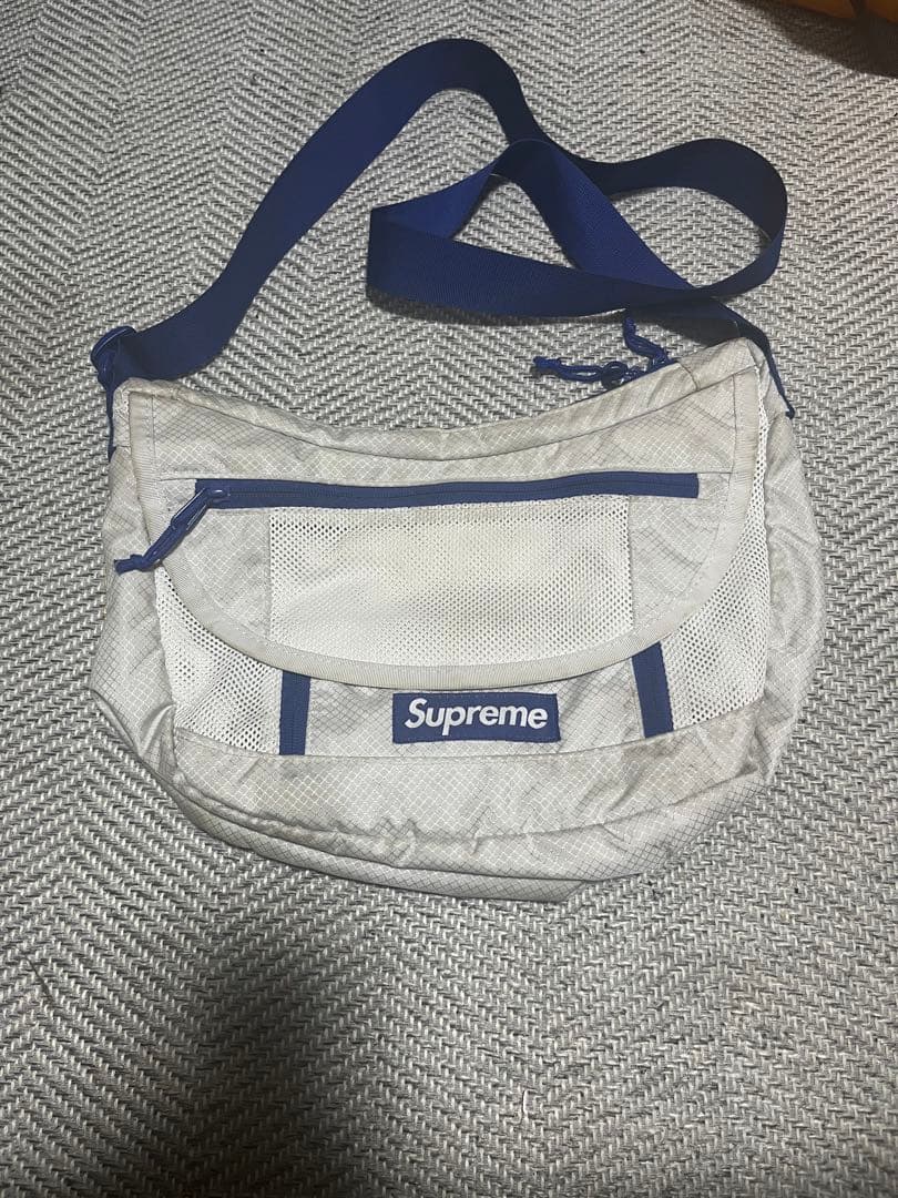 Supreme メッセンジャーバッグ ホワイト/ネイビー