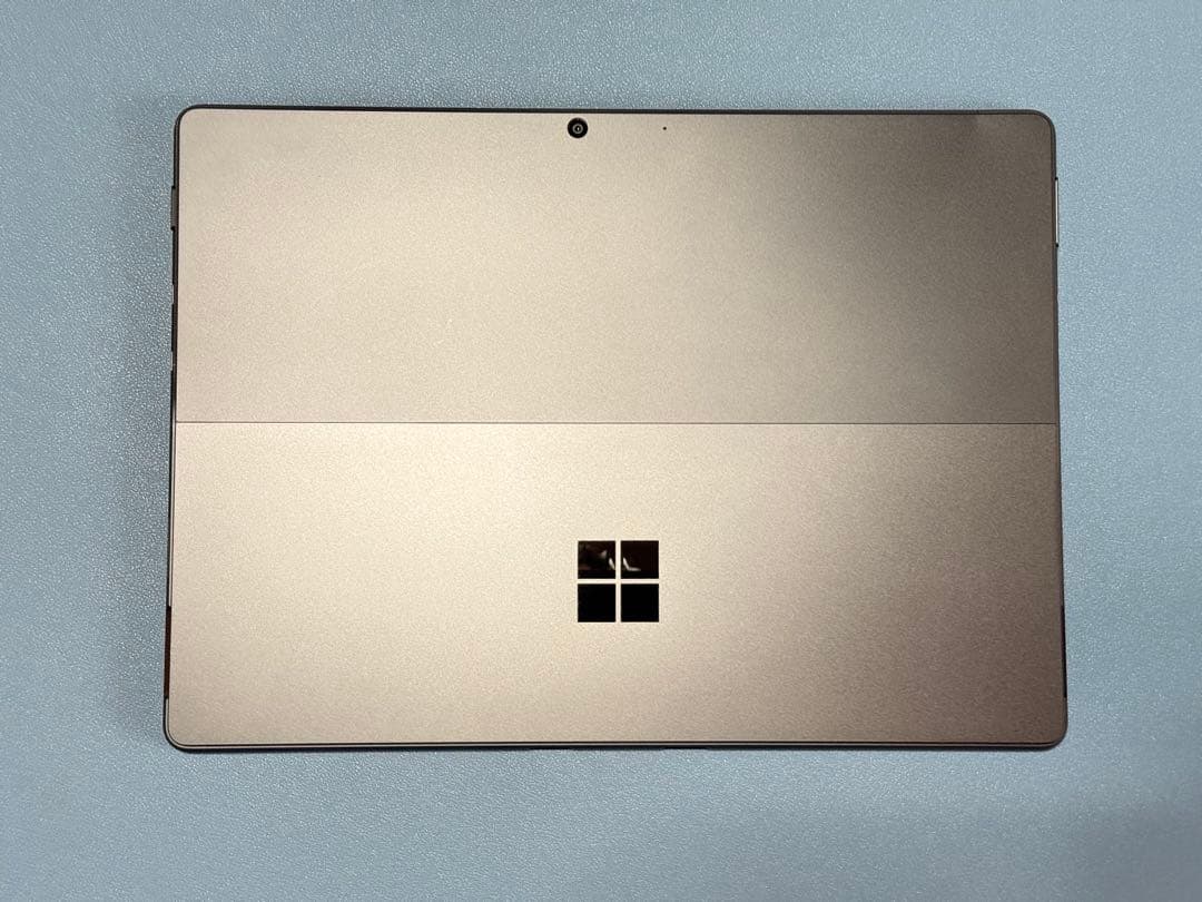 Microsoft Surface Pro 8 本体　corei5 RAM8GB